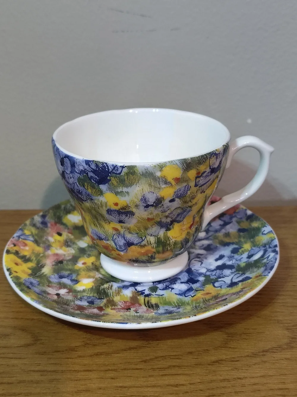 Floral Pattern Tea Cup & Saucer - Multicolor Set (2)